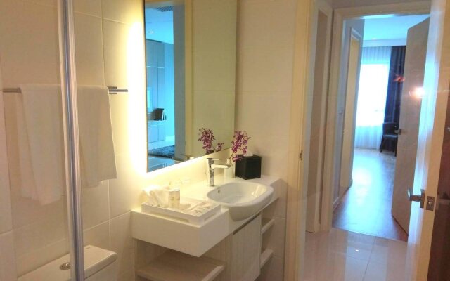 M Suites Hotel