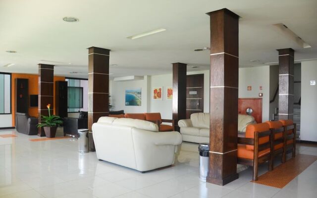 Thanharu Praia Hotel