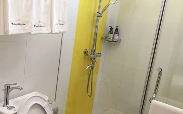 37 Garden Guesthouse Shilin Family