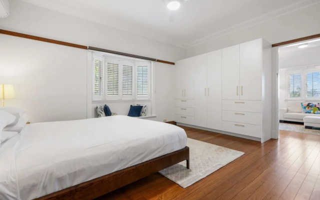 Family-friendly Home in Vibrant West End – Guest Rooms – Brisbane