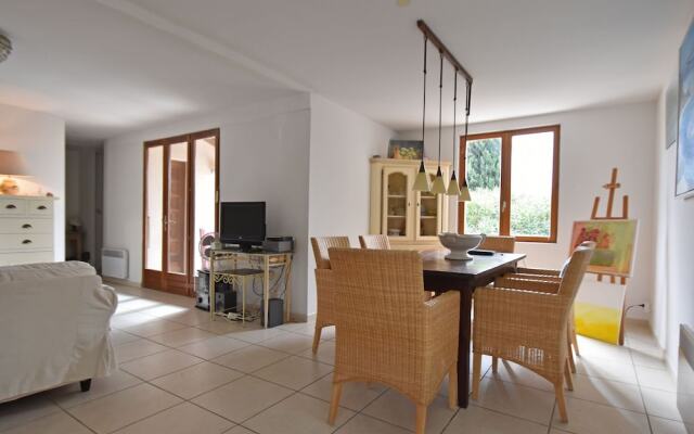 Lovely Villa in Soleil d'Oc with Swimming Pool