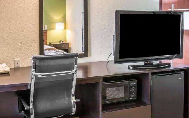 Sleep Inn & Suites - Airport