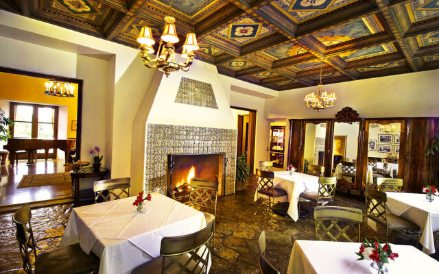 The Willows Historic Palm Springs Inn