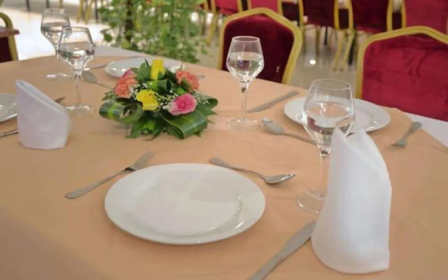 Barakat Burhan Hotel