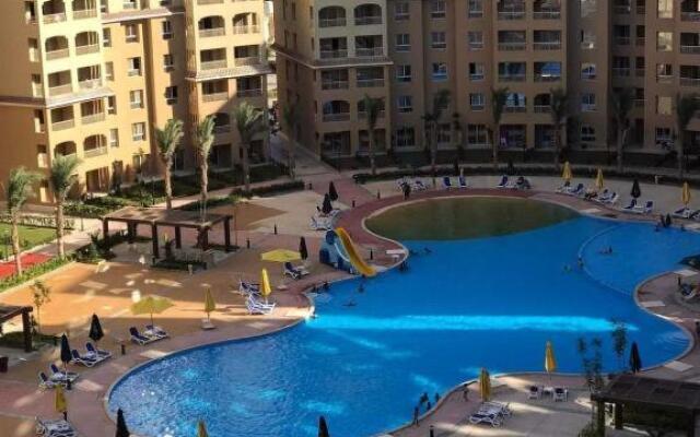 قرية اكوا فيو ، الساحل الشمالي