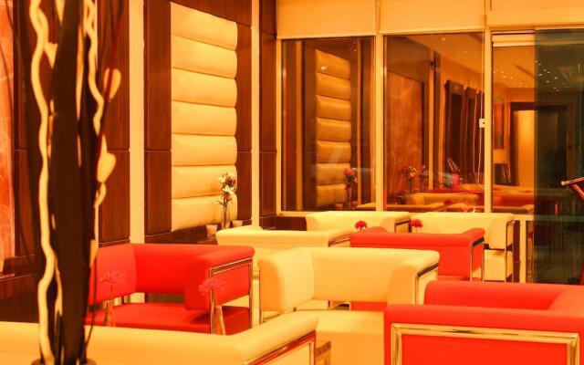 Samaya Suites