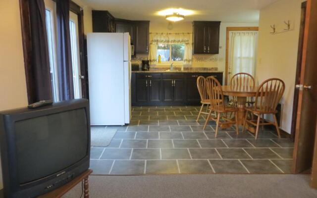 Sauble River Marina & Lodge Resort