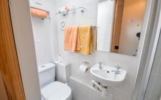 Gorphwysfa House B & B