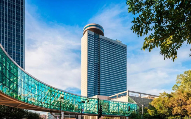 Hyatt Regency Crown Center