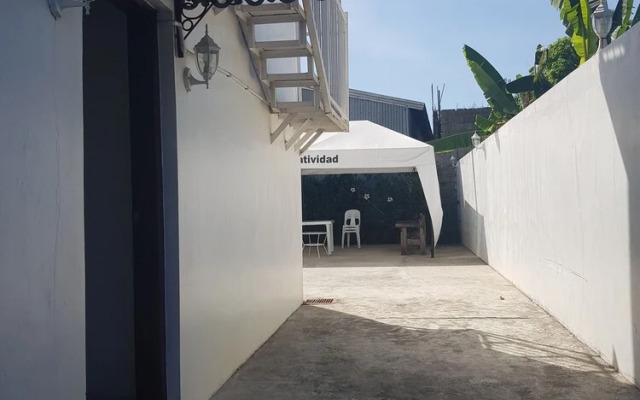 Hotel Lola Natividad
