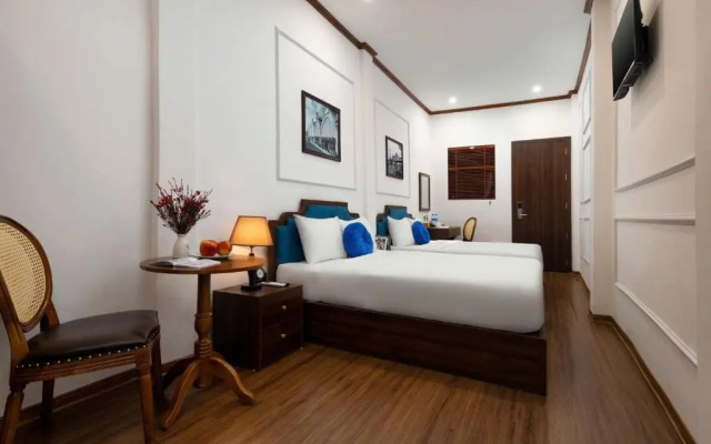 La Dora Hanoi Hotel & Travel
