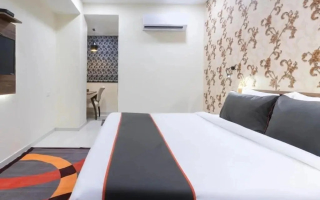 Hotel Greenwood by OYO Rooms