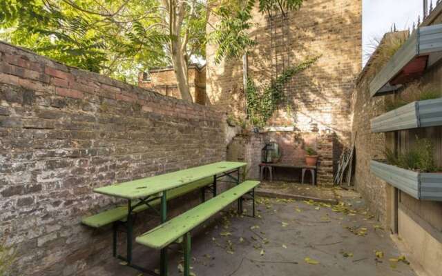 1 Bedroom Apartment in Camberwell