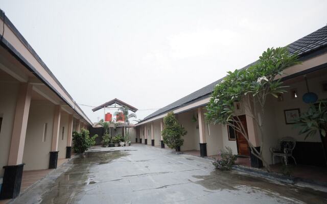 Wisma Madagaskar by RedDoorz