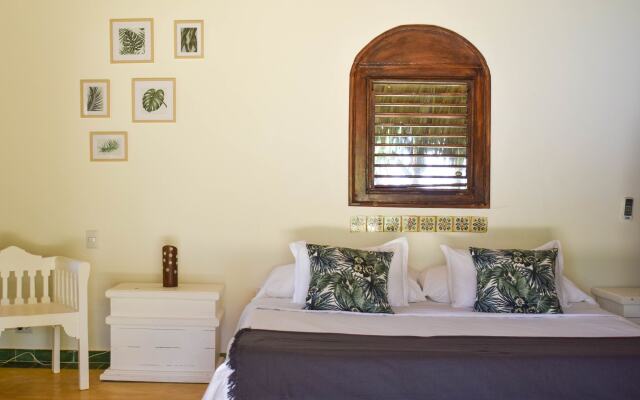 Hotel Costa Las Ballenas