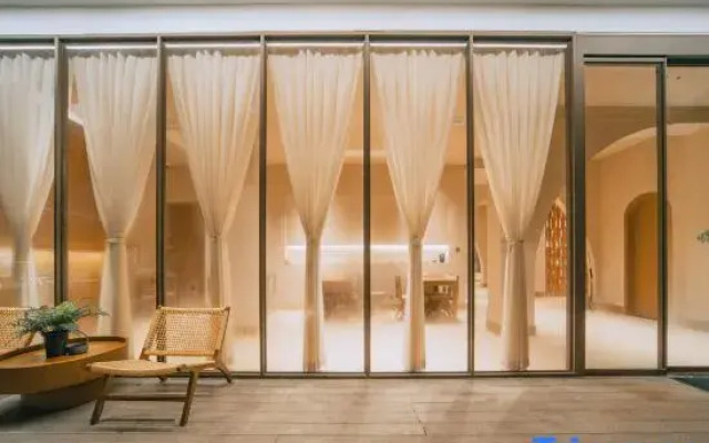 Shanyashan · Walnut Space Designer Aesthetic Homestay (Libo Xiaoqikong Dongmen Branch)