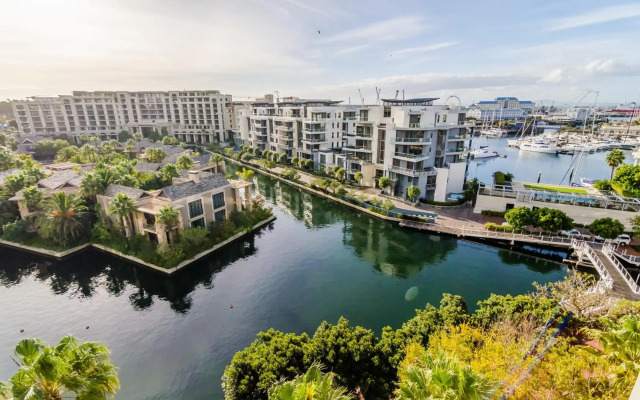 Mountain Marina Luxury Apartments