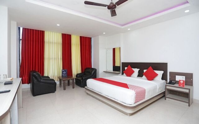 OYO 13891 Hotel Shayon Residency