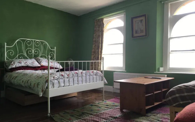 St Nicholas Street Apartment