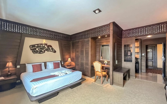 Ruean Phae Royal Park Phitsanulok (SHA Plus+)