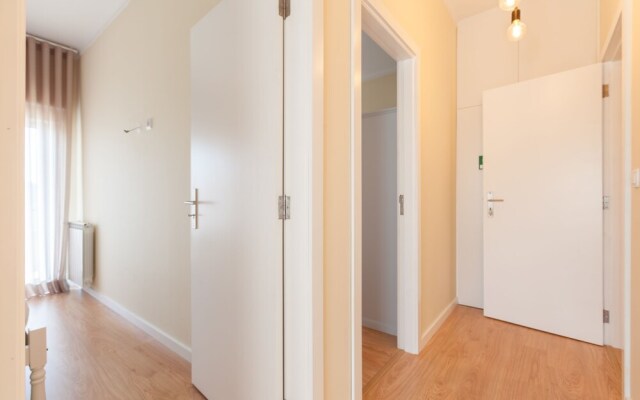 Feel at Home - Private Parking