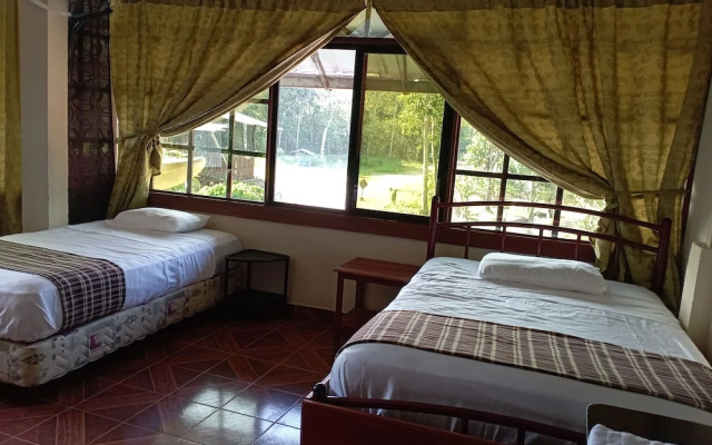 Grand Selva Lodge & Tours