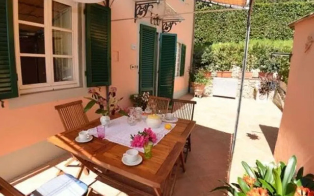 House in Ciciana With Pool and Scenic Views