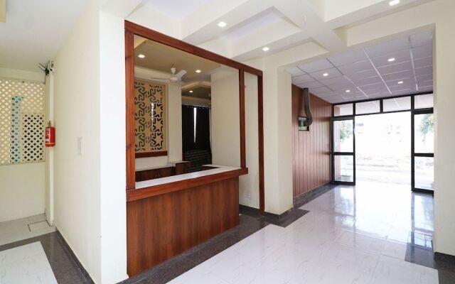 Capital O 27911 Woodland Garden Suites