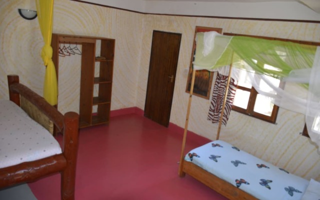Diani Star Beds