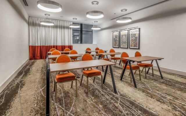 Hilton Garden Inn Chicago Central Loop