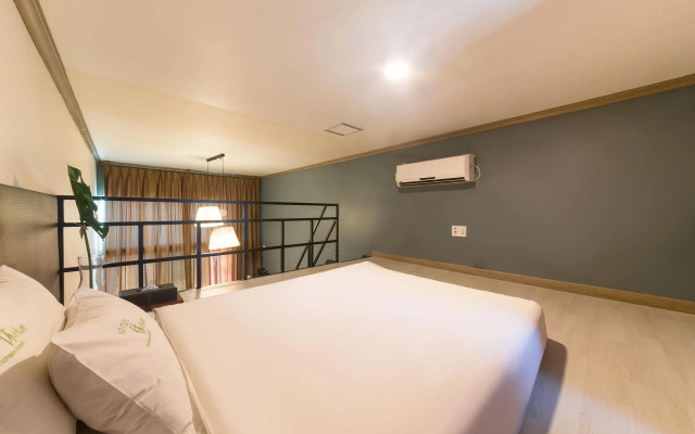 Hotel Hue Loft