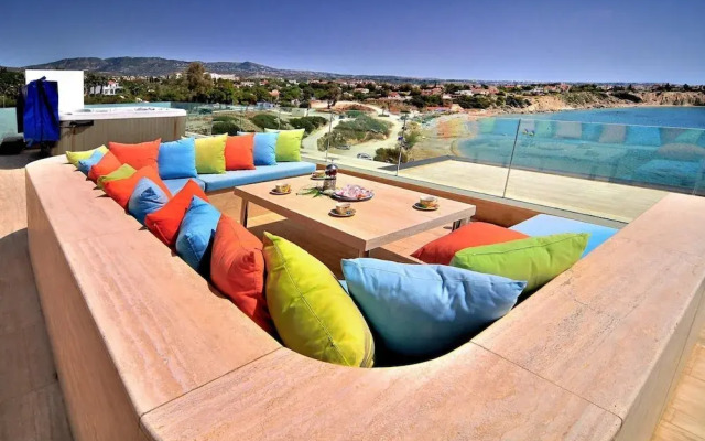 Water's Edge Villa