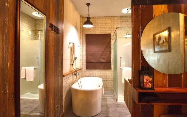 Sanae' Townhouse Chiang Mai
