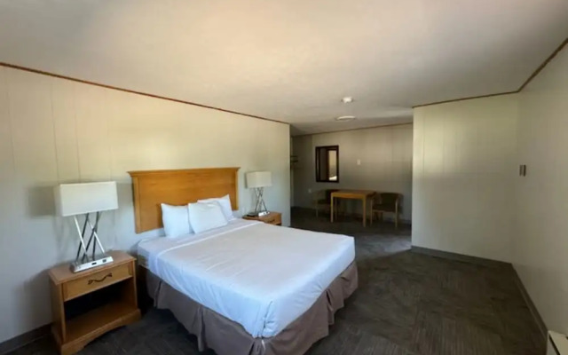 Maple Ridge Motel