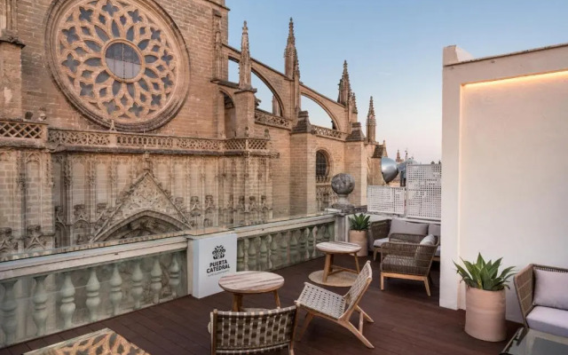 Puerta Catedral Suites
