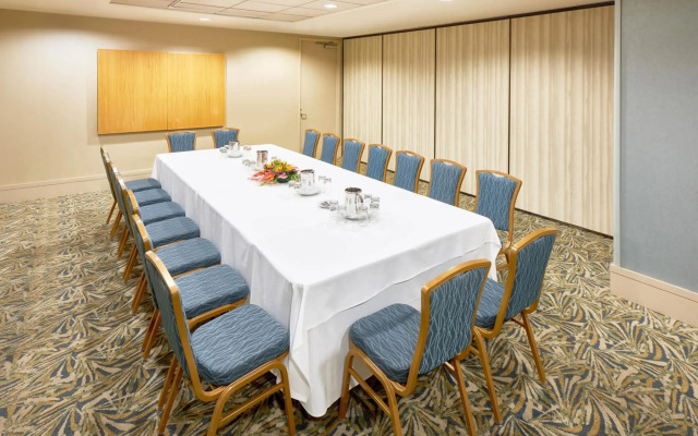 Ala Moana Hotel