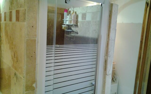 Villa With 3 Bedrooms in Saint-saturnin-lès-apt, With Wonderful Mounta