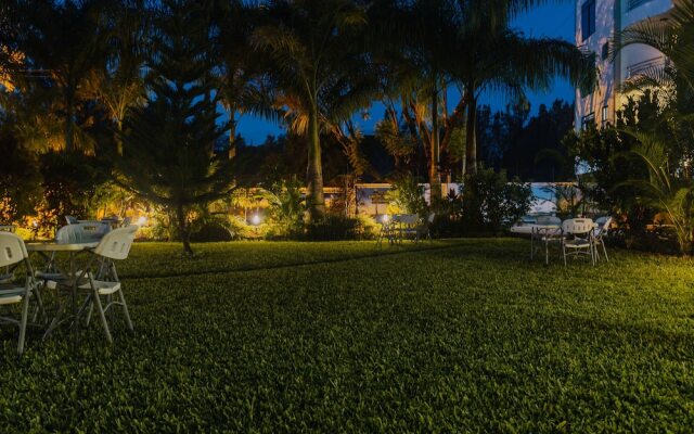 Panama Garden Resort
