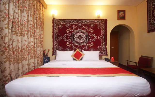 The White House by OYO Rooms