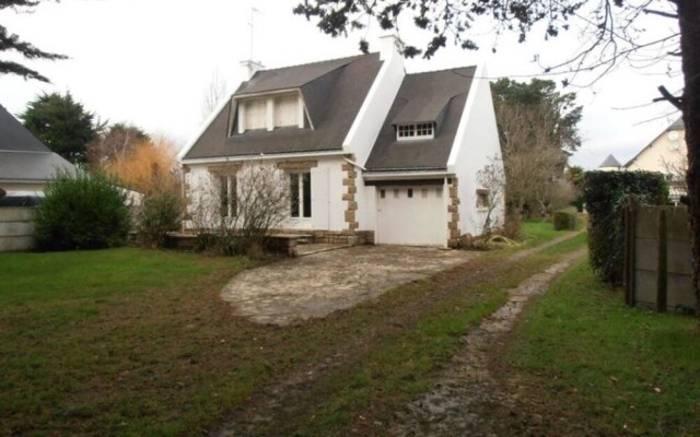 House With 4 Bedrooms in Damgan, With Enclosed Garden - 200 m From the
