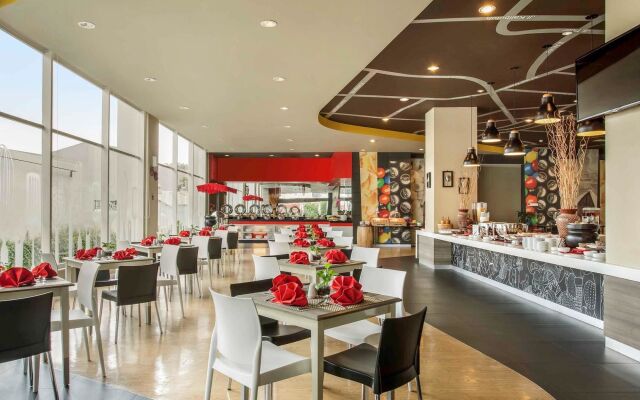 ibis Surabaya City Center