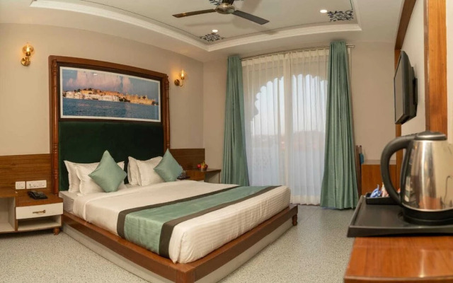 Shreeji Mahal by Serenity Horizon P Ltd