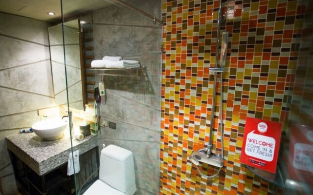 NIDA Rooms Khlong Toei Le Metro