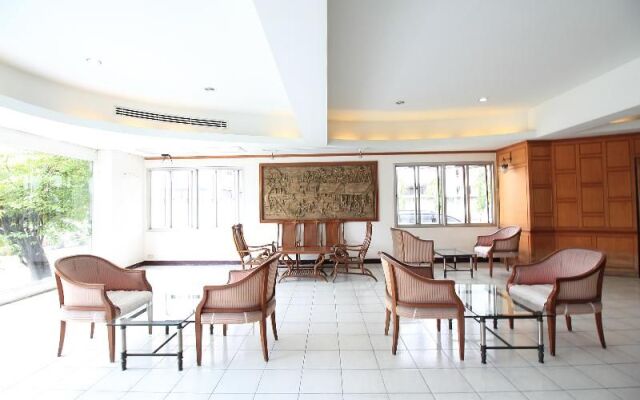 OYO 247 Diamond Place