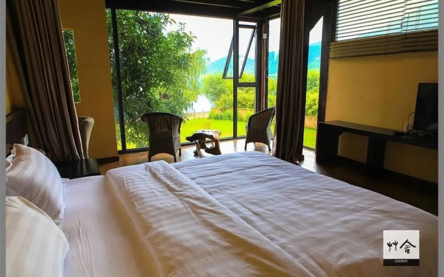 Lugu Lake Caoshe Vacation Inn