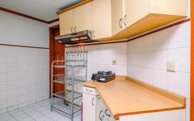 Comfortable And Spacious 3Br Puri Casablanca Apartment
