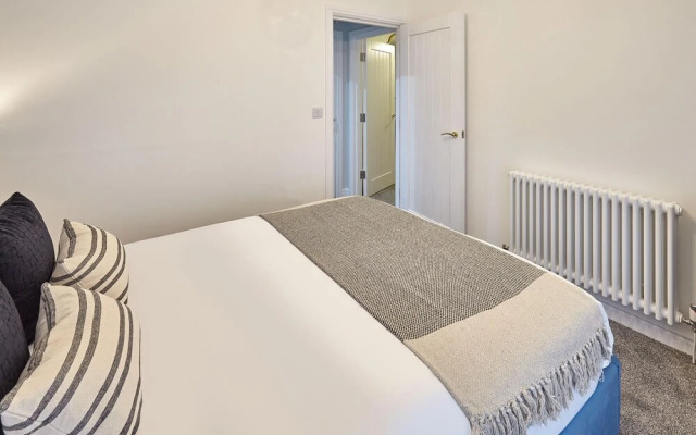 Host Stay Tides in Whitby