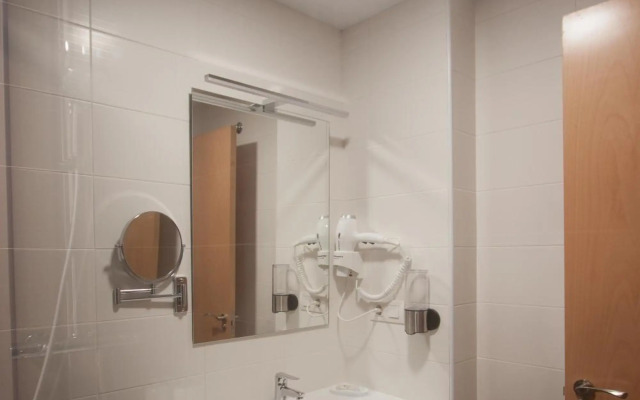 Cuquiellu, apartamento con piscina, 3km playa