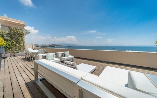 Caracciolo 13 Rooftop & Suites
