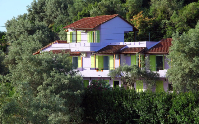Summer House Louisa